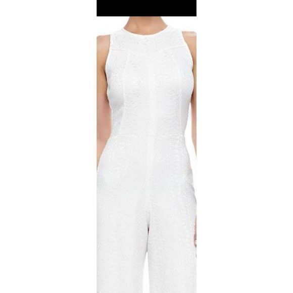 Alexis White Kalvina Halter Style Sleeveless Jumpsuit Sz S NWT - Picture 15 of 15